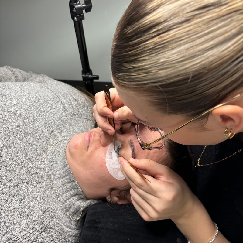 1 on 1 Lash Course